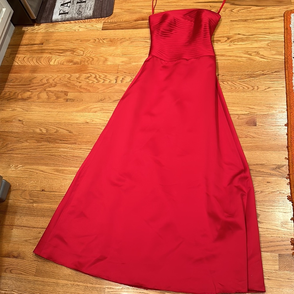 Red Strapless Prom/Pageant Dress (Medium) - Picture 6 of 7